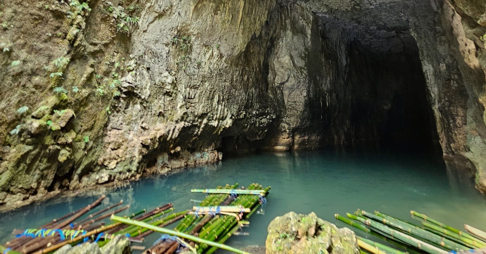 Krem Chympe Cave